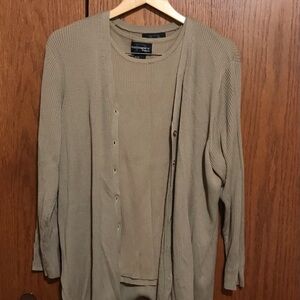 Requirements 2pc Size 2X 22/24 Cardigan w/ Sleeveless Top Button Down